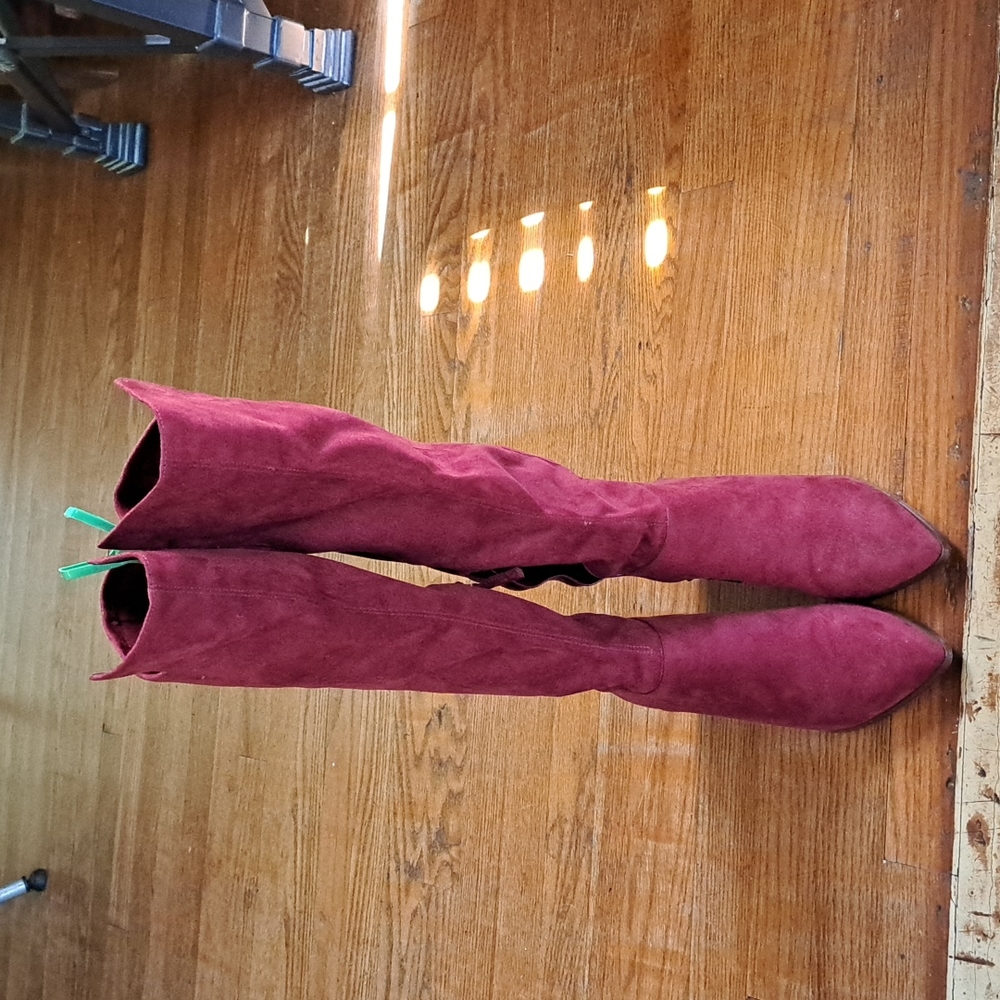 Nine West Tall burgundy Suede Boots